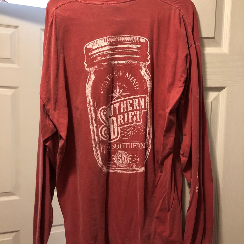 Southern Drift Pocket Tee